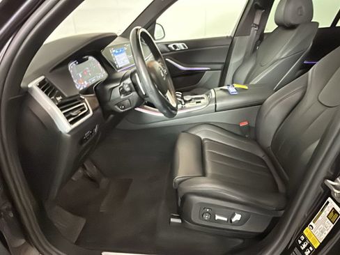 Used 2022 BMW X5 xDrive40i AWD/4WD image 12