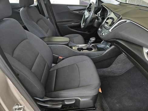 Used 2024 Chevrolet Malibu LT FWD image 33