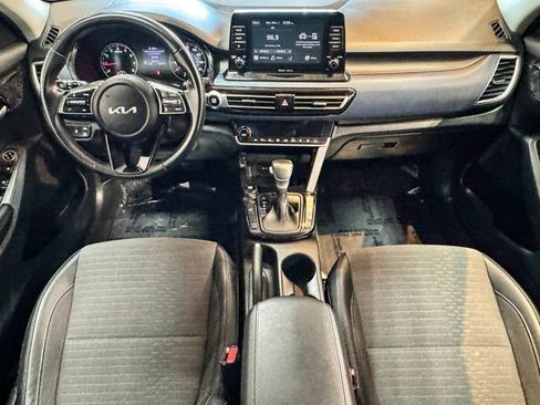 Used 2023 Kia Seltos S image 26
