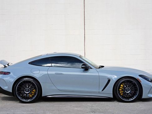 Used 2024 Mercedes-Benz AMG GT 63 image 52