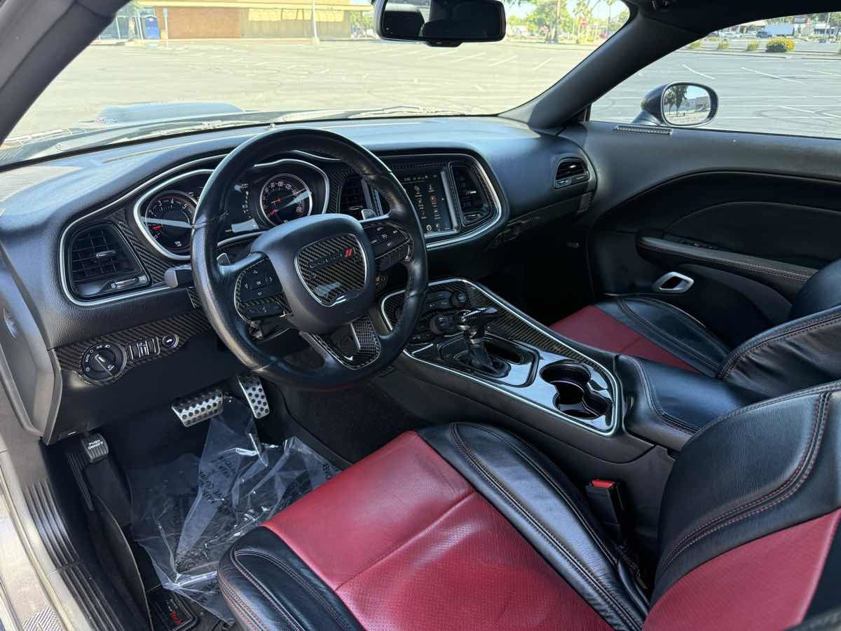 Used 2016 Dodge Challenger R/T Scat Pack RWD image 15