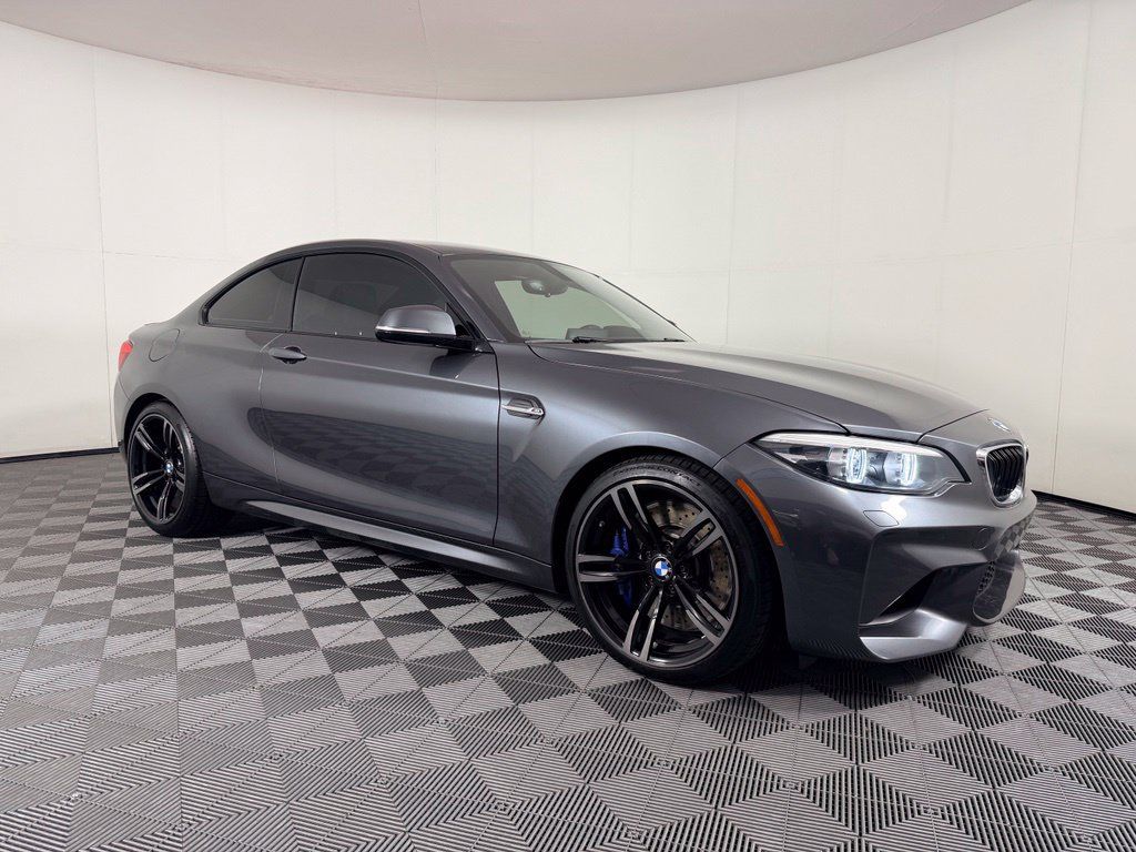 Used 2018 BMW M2 RWD image 4