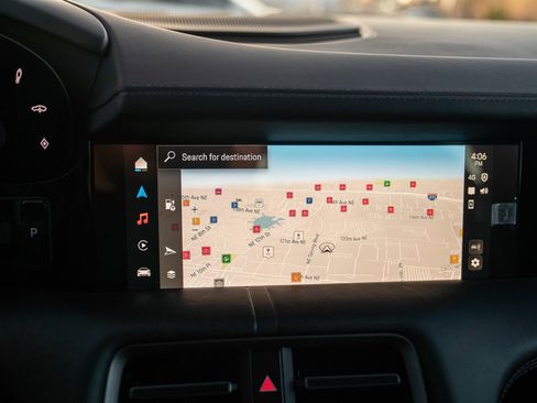 Certified 2025 Porsche Taycan image 17