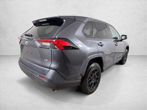 Used 2023 Toyota RAV4 LE FWD image 3