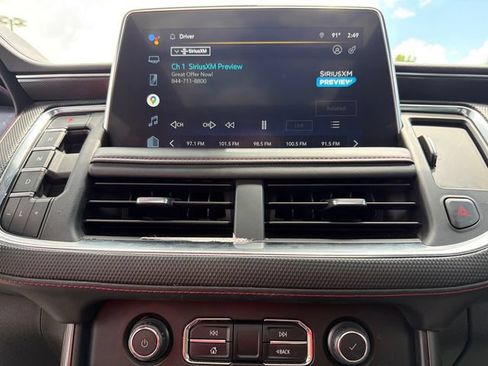 Used 2022 Chevrolet Suburban RST w/ Luxury Package RWD image 29
