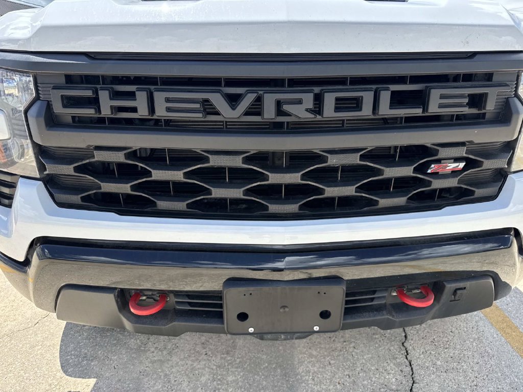Used 2025 Chevrolet Silverado 1500 Custom Trail Boss AWD/4WD image 11