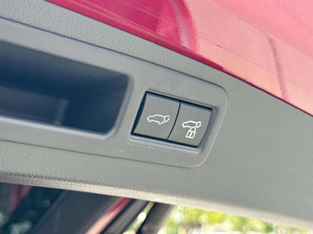 Used 2025 Lexus RX 350h w/ Convenience Package AWD/4WD image 37