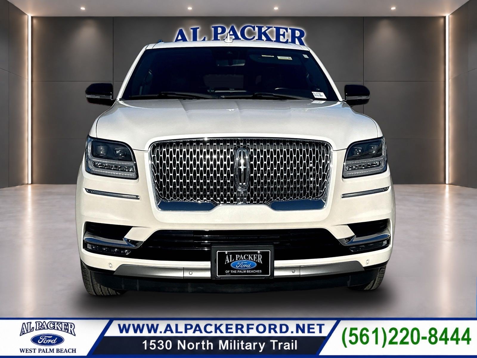 Used 2019 Lincoln Navigator L Reserve AWD/4WD image 2