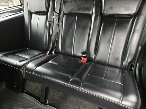 Used 2015 Ford Expedition Platinum image 23