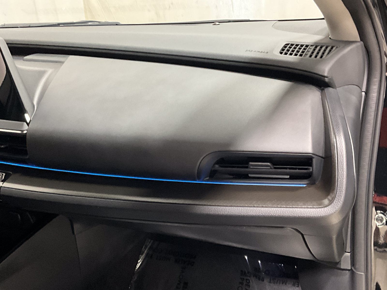 Used 2026 Toyota Prius Plug-In Hybrid FWD image 17