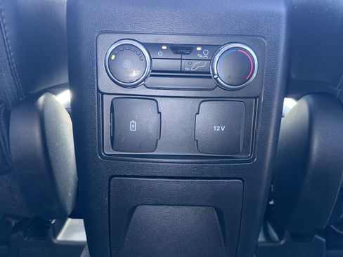 Used 2023 Ford Explorer XLT w/ Equipment Group 202A AWD/4WD image 23