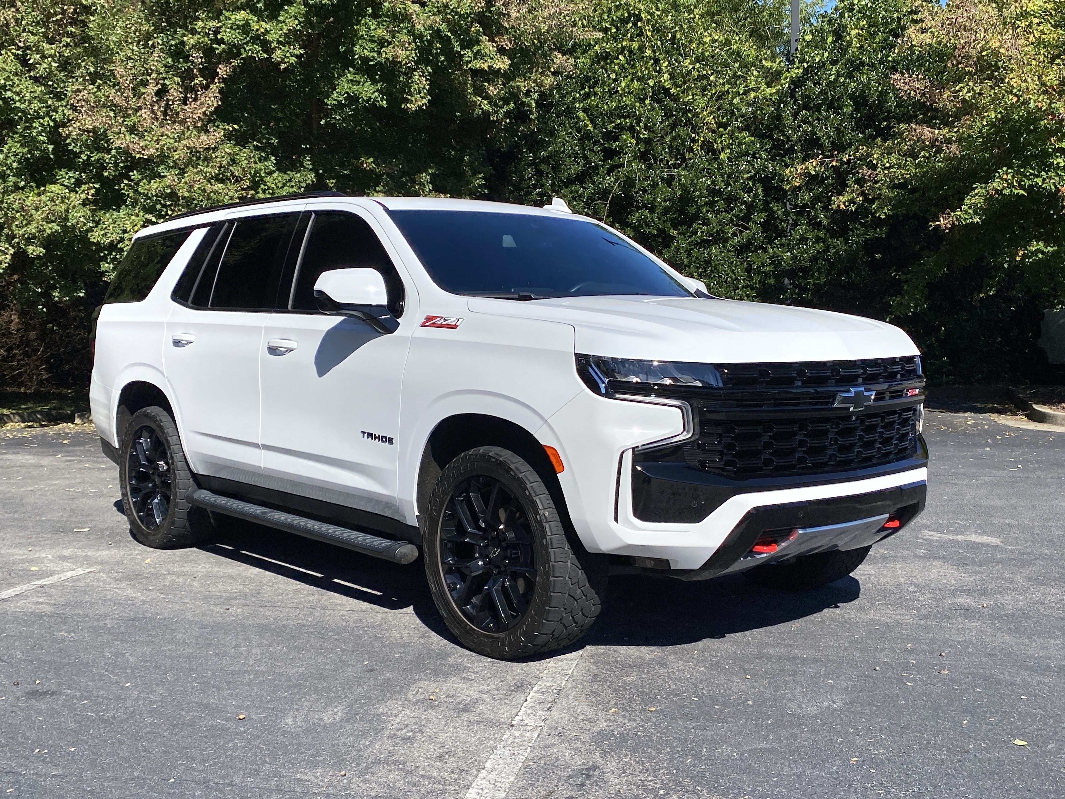 Used 2023 Chevrolet Tahoe Z71 w/ Luxury Package AWD/4WD image 21
