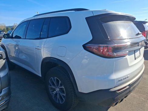 Used 2026 GMC Acadia AT4 image 6