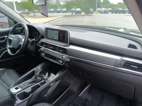Used 2022 Kia Telluride S FWD image 35