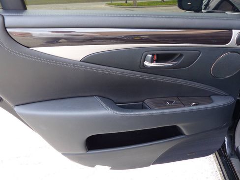 Used 2014 Lexus LS 460 L AWD/4WD image 24