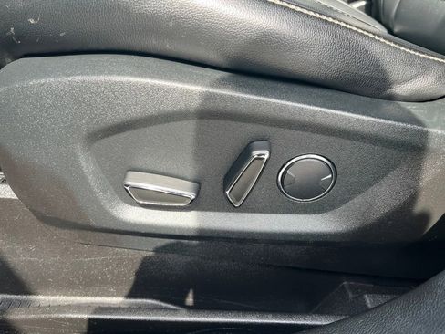 Used 2018 Ford Edge SEL w/ Equipment Group 201A AWD/4WD image 15