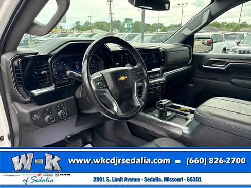 Used 2023 Chevrolet Silverado 1500 LTZ AWD/4WD image 25