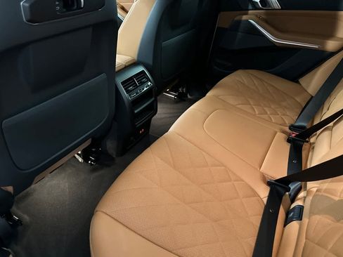 Used 2026 BMW X5 xDrive40i image 4