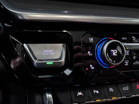 Certified 2023 GMC Sierra 1500 Denali Ultimate image 19