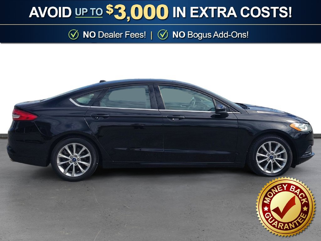 Used 2017 Ford Fusion SE FWD image 8