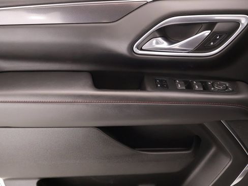 Used 2023 Chevrolet Suburban RST w/ Luxury Package image 17