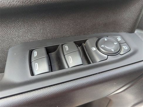 Used 2023 Chevrolet Silverado 2500 Custom w/ Custom Value Package image 32