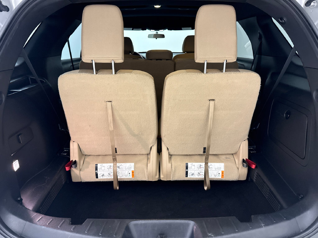 Used 2017 Ford Explorer FWD image 11