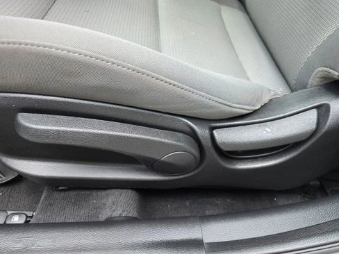 Used 2017 Kia Forte LX image 22