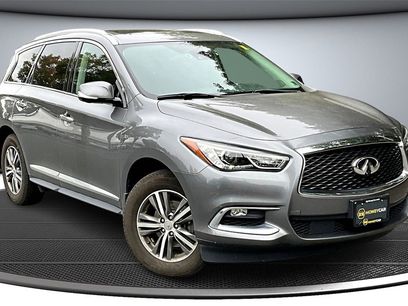 Used 2020 INFINITI QX60 Luxe w/ Essential Package