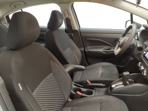 Used 2020 Nissan Versa S image 21