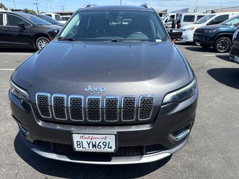 Used 2019 Jeep Cherokee Limited FWD image 4