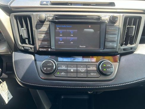 Used 2015 Toyota RAV4 XLE FWD image 12