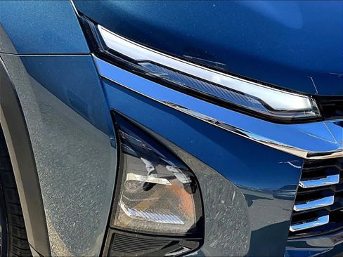 Used 2026 Chevrolet Equinox LT image 31