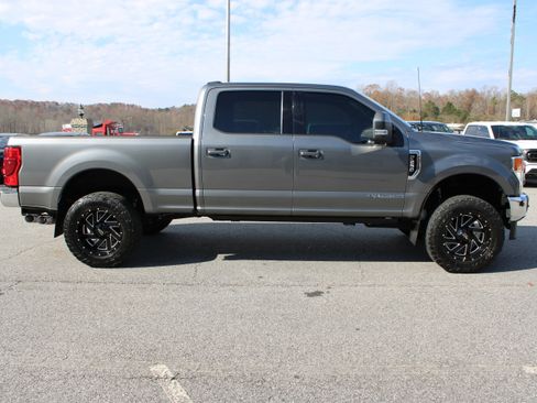 Used 2022 Ford F250 Lariat image 5