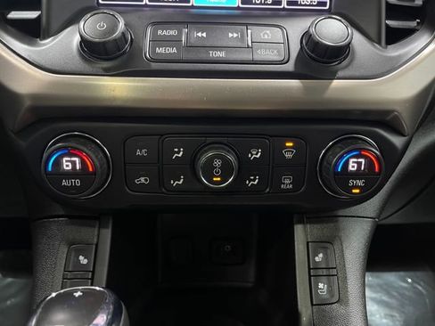 Used 2018 GMC Acadia Denali image 25