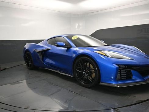 Used 2023 Chevrolet Corvette Z06 RWD image 31