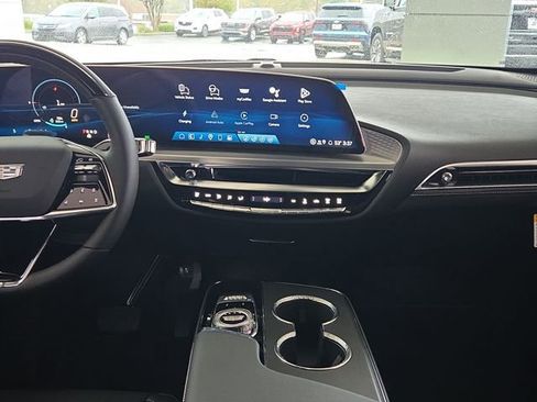 New 2026 Cadillac Lyriq Premium Sport image 17