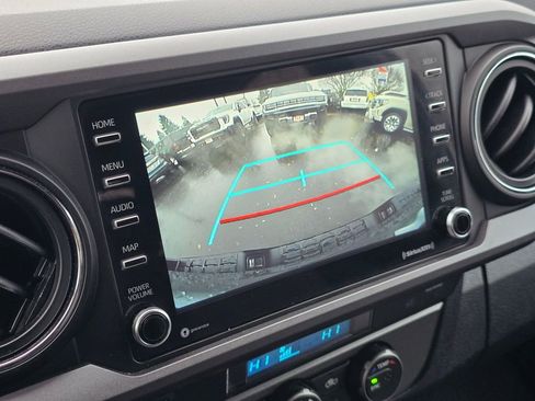 Used 2022 Toyota Tacoma SR5 image 32