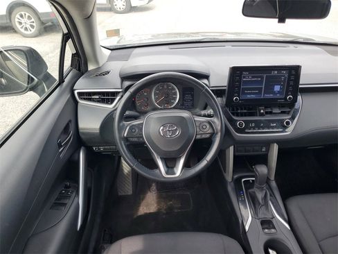 Used 2022 Toyota Corolla Cross LE image 26