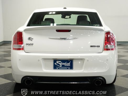 Used 2012 Chrysler 300 SRT8 w/ 19-Premium Speaker Group image 21