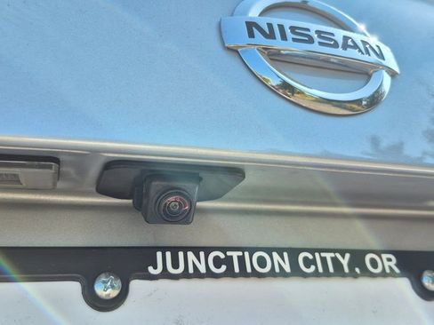 Used 2021 Nissan Versa SV image 14