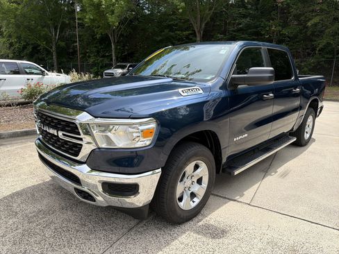 Used 2023 RAM 1500 Big Horn AWD/4WD image 4