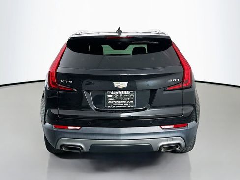 Used 2019 Cadillac XT4 Premium Luxury FWD image 6