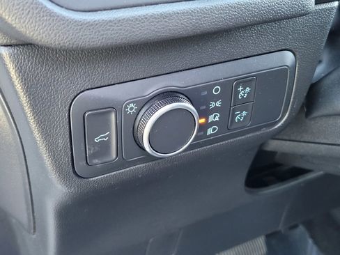 Used 2022 Ford Escape SE w/ Convenience Package image 18