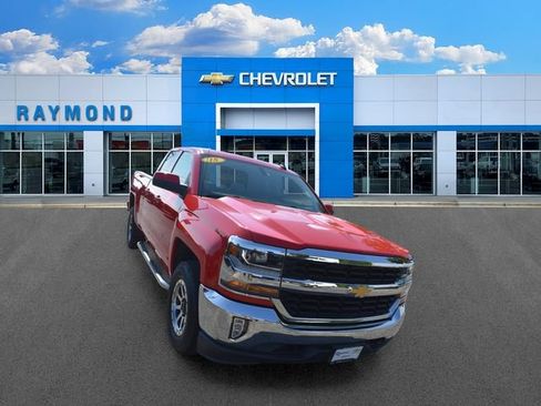 Used 2018 Chevrolet Silverado 1500 LT w/ All Star Edition AWD/4WD image 9