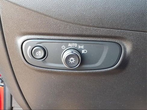 Used 2023 Chevrolet Equinox RS image 16