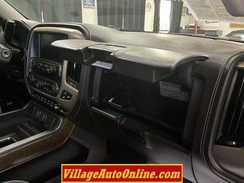 Used 2018 GMC Sierra 1500 Denali w/ Denali Ultimate Package image 38