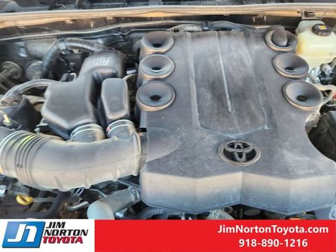 Used 2020 Toyota 4Runner TRD Off-Road image 33