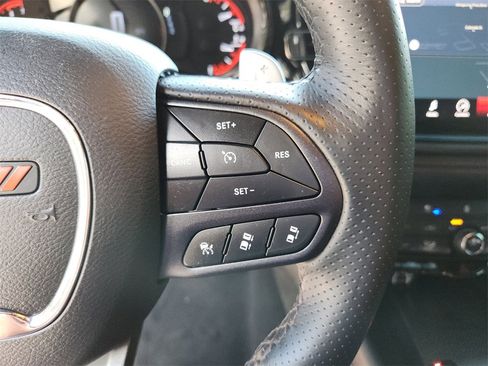 Certified 2023 Dodge Durango R/T image 31