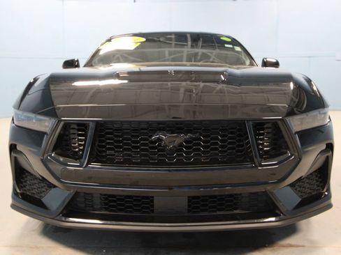 Used 2024 Ford Mustang GT RWD image 24